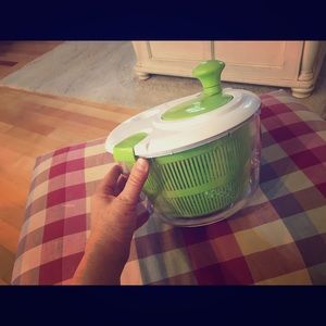 Cuisanart Salad Spinner  NWOB